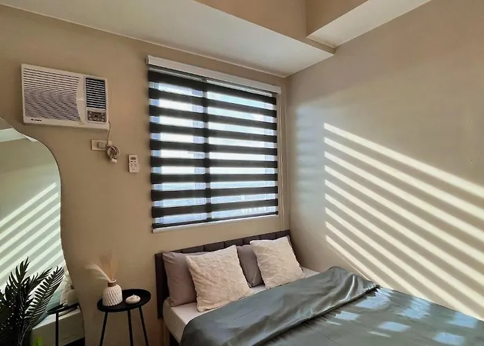 Solace 71 - Grass Residences Bed & Breakfast 4*